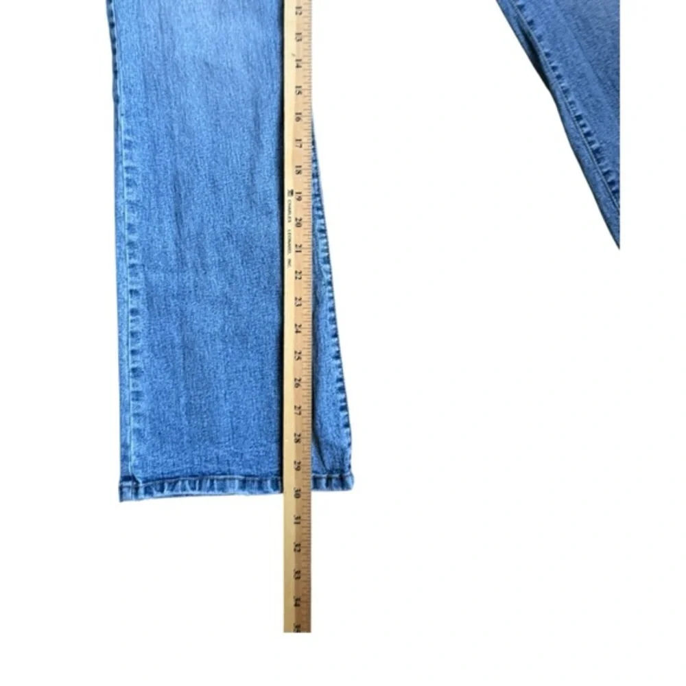 Y2K Embroidered pockets w/Rhinestones mid rise medium wash flare bottoms sz‎ 11